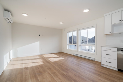 Swimming Pool Photo of 16711 16 Avenue, Surrey, BC