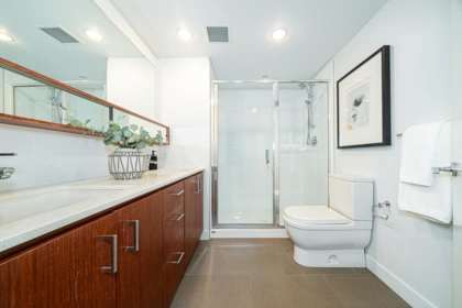 Hallway Photo of 416 221 E 3rd Street, North Vancouver, BC