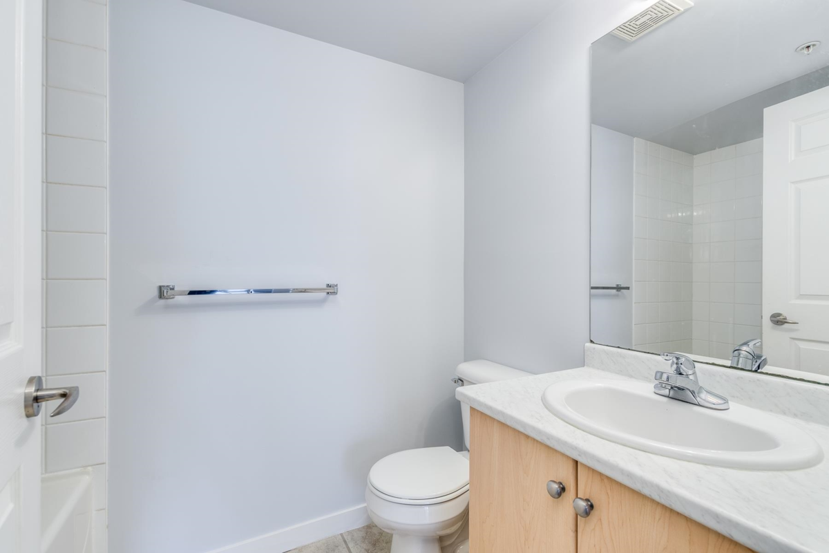 Backyard Photo of 2110 244 Sherbrooke Street, New Westminster, BC