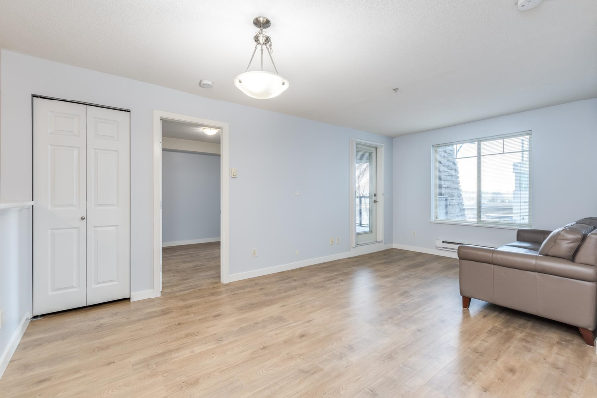 Guest Bathroom Photo of 2110 244 Sherbrooke Street, New Westminster, BC