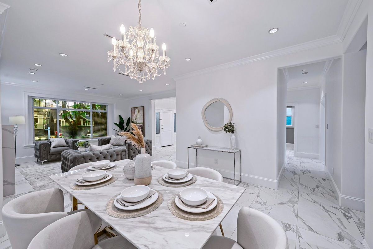 Dining Area Photo of 3941 W 19th Avenue, Vancouver, BC