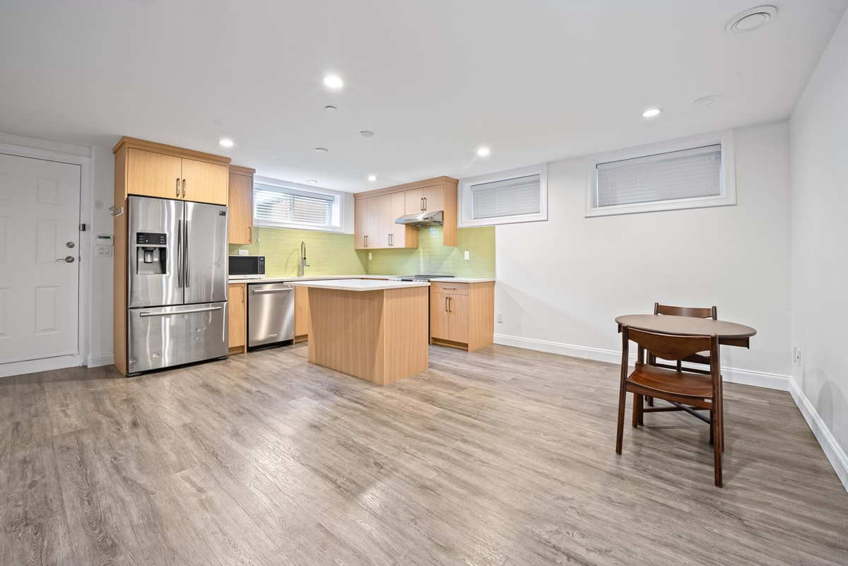 Garden / Landscaping Photo of 3941 W 19th Avenue, Vancouver, BC