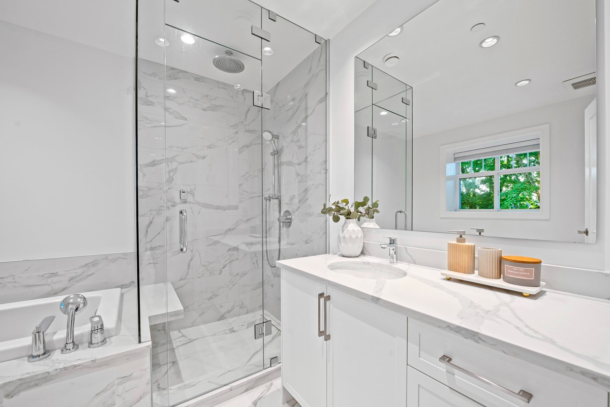 Laundry Room Photo of 3941 W 19th Avenue, Vancouver, BC