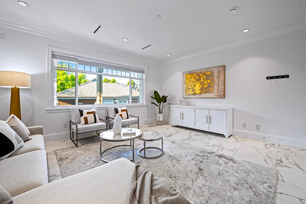 Primary Bathroom Photo of 3941 W 19th Avenue, Vancouver, BC