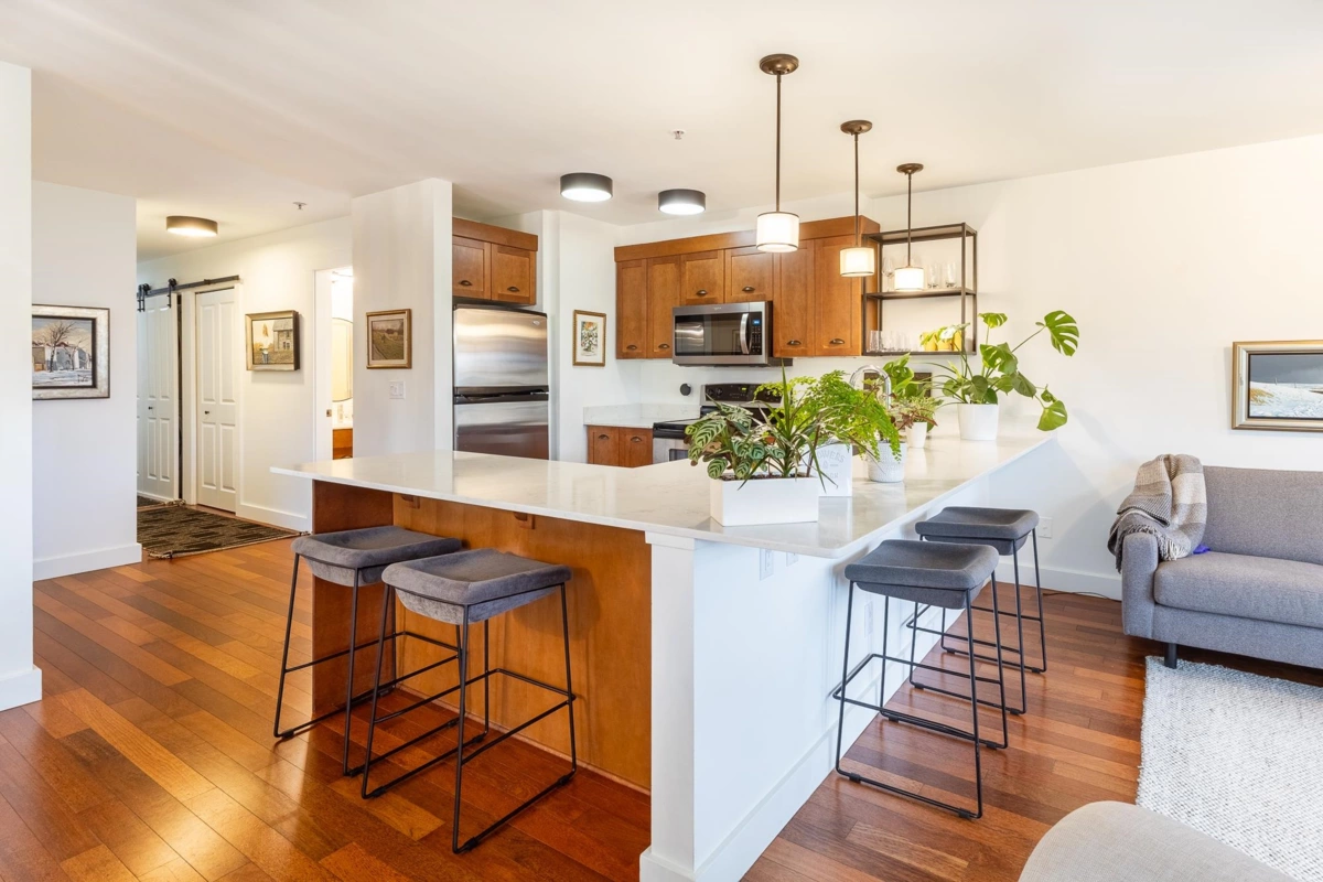 Family Room Photo of 104 414 Gower Point Road, Gibsons, BC