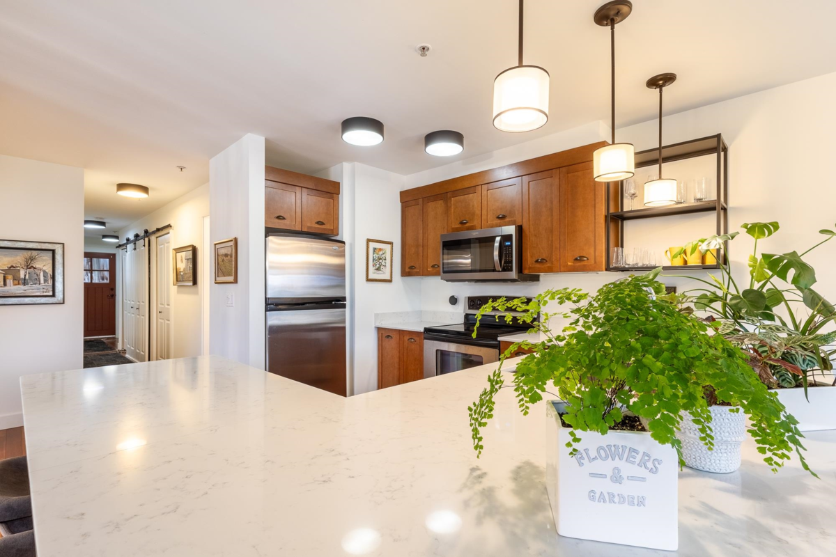 Living Room Photo of 104 414 Gower Point Road, Gibsons, BC