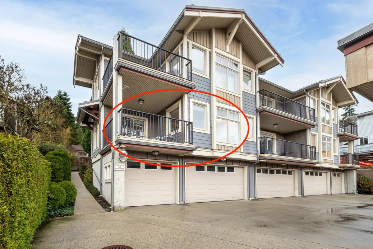 Mudroom Photo of 104 414 Gower Point Road, Gibsons, BC