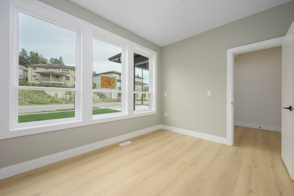Living Room Photo of 23349 Cross Road, Maple Ridge, BC