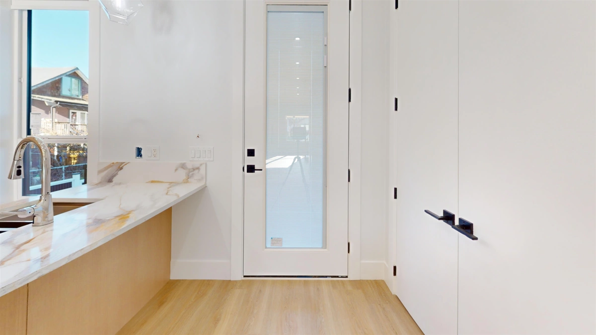 Dining Area Photo of 2825 Dundas Street, Vancouver, BC