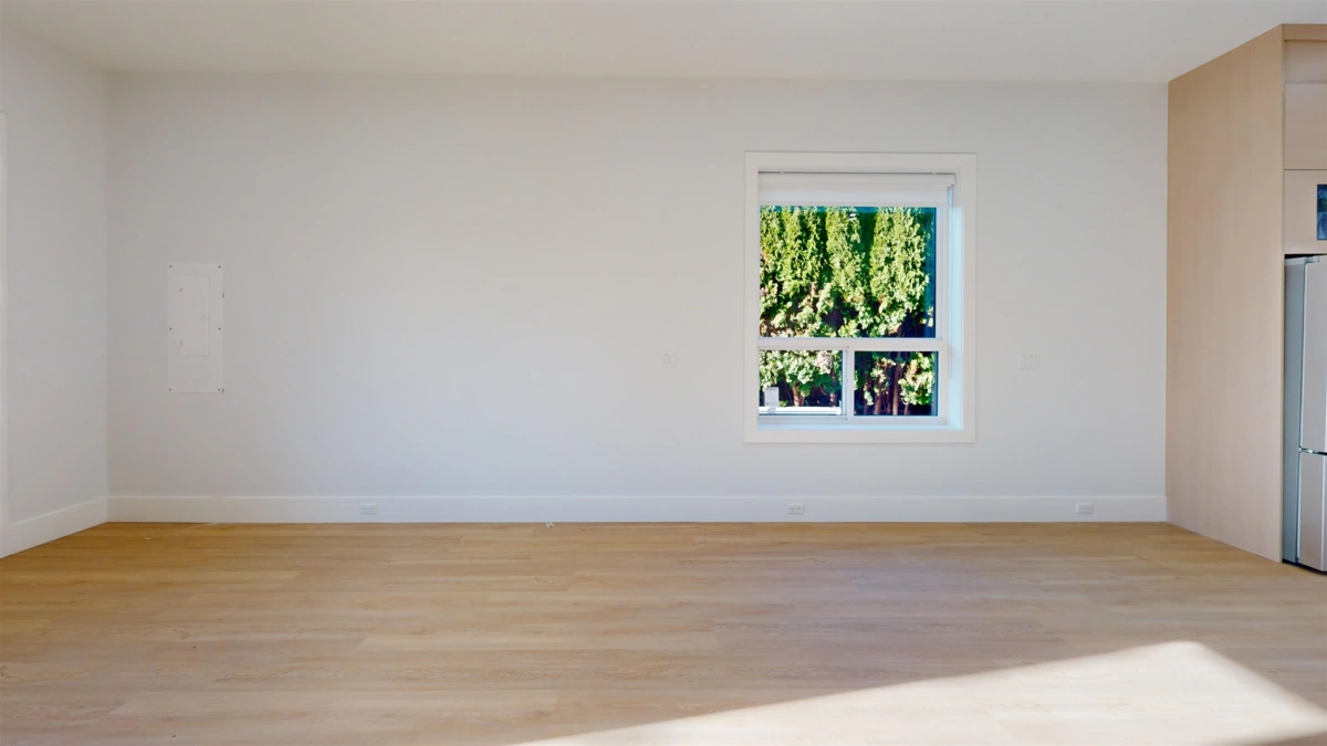 Guest Bathroom Photo of 2825 Dundas Street, Vancouver, BC