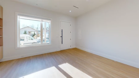2825 Dundas Street, Vancouver, BC, Vancouver — Half Duplex for sale