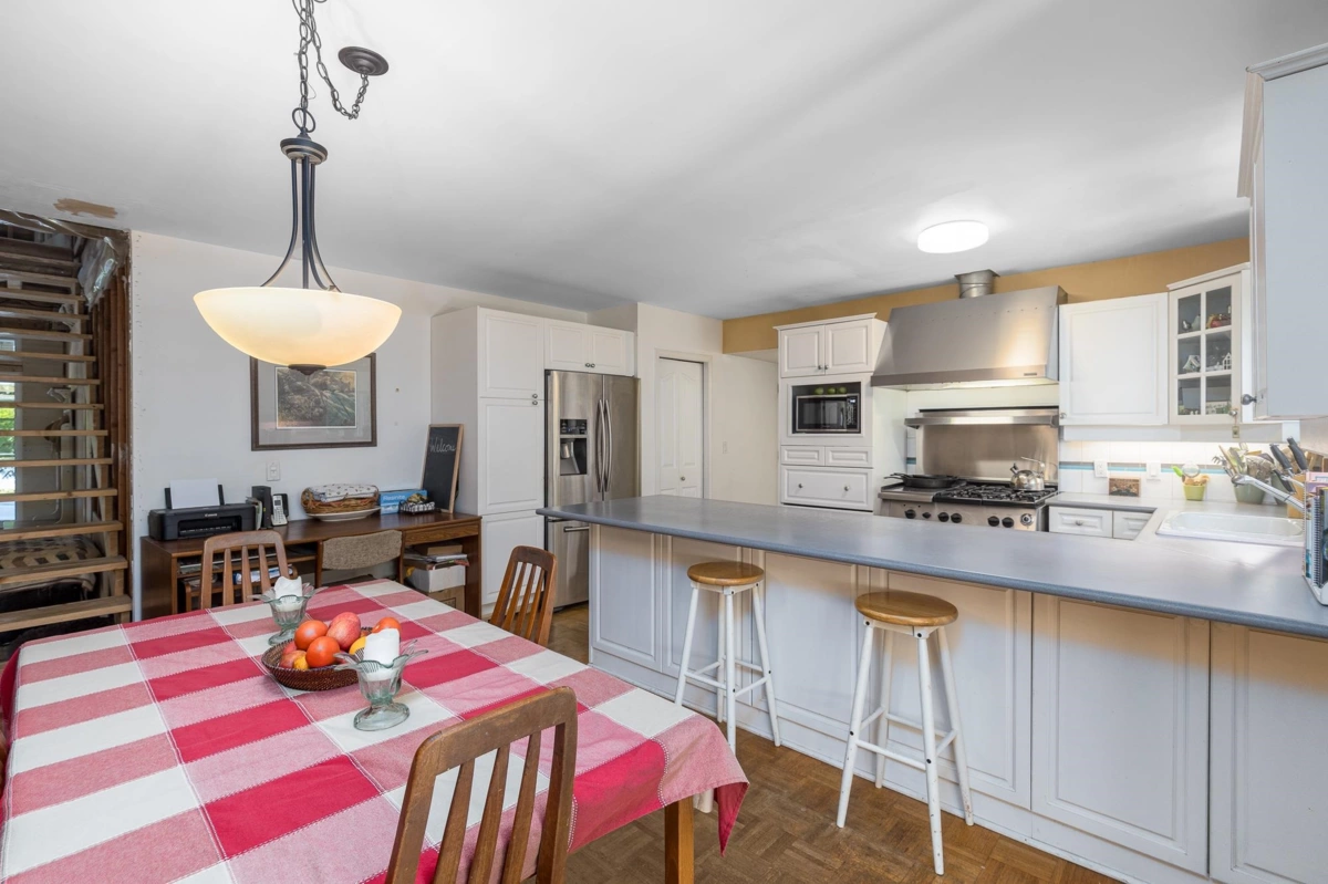 Dining Area Photo of 12522 26a Avenue, Surrey, BC