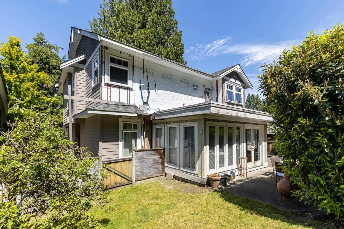 Outdoor Kitchen Photo of 12522 26a Avenue, Surrey, BC