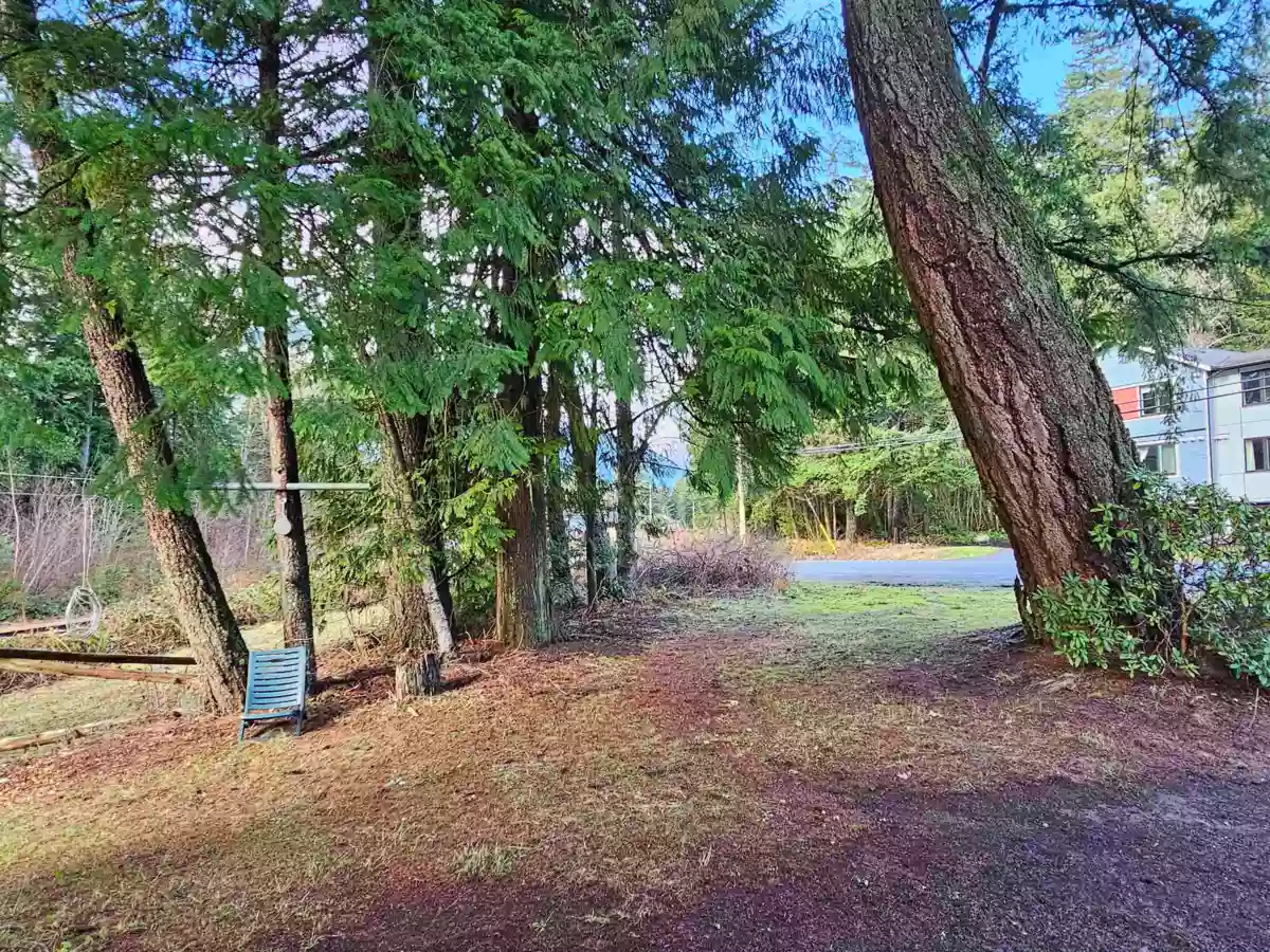 Bedroom 2 Photo of 1502 Depot Road, Squamish, BC