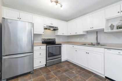 411 32085 George Ferguson Way, Abbotsford, BC, Abbotsford — Apartment/Condo for sale