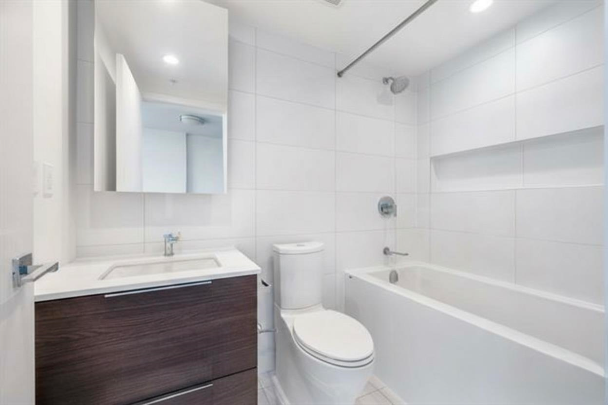 Breakfast Nook Photo of 1305 450 Westview Street, Coquitlam, BC