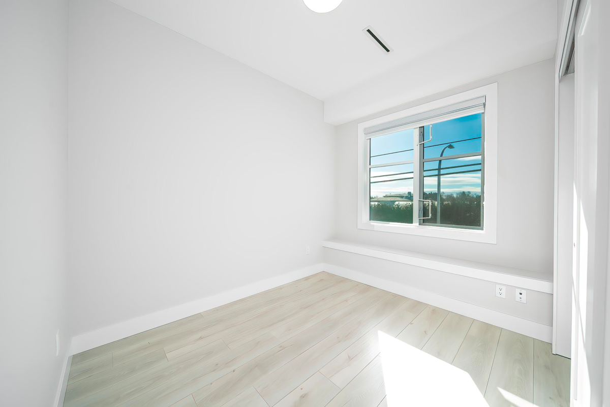 Backyard Photo of 5 9899 Steveston Highway, Richmond, BC