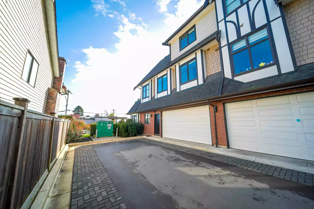Exterior Rear Photo of 5 9899 Steveston Highway, Richmond, BC