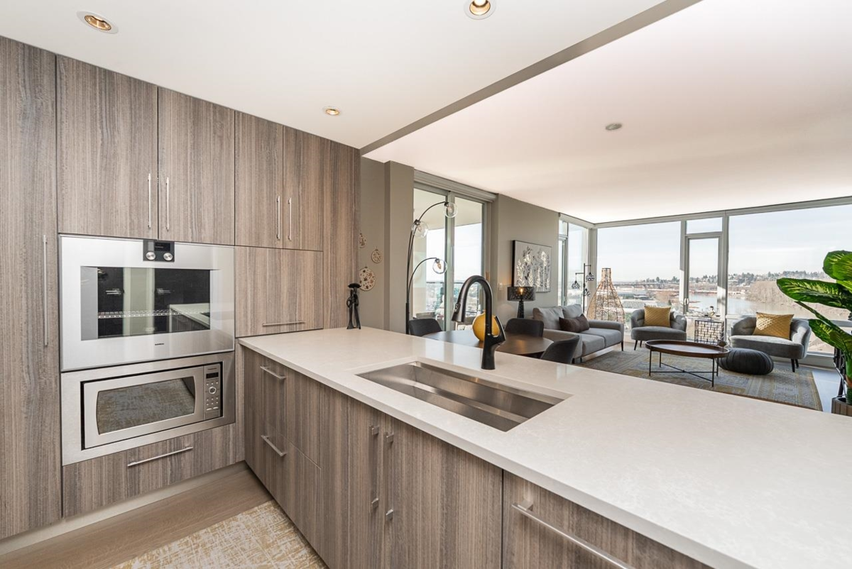 Breakfast Nook Photo of 1601 210 Salter Street, New Westminster, BC