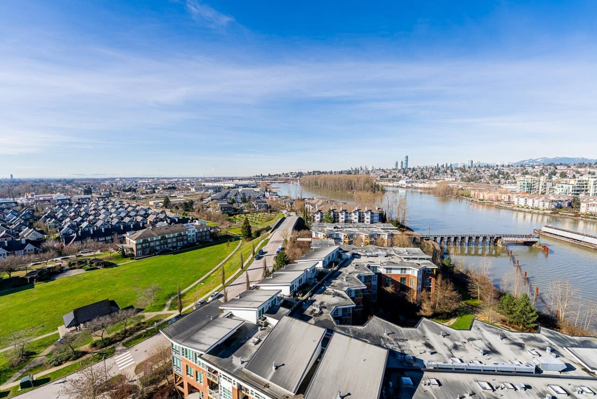 Entry Foyer Photo of 1601 210 Salter Street, New Westminster, BC