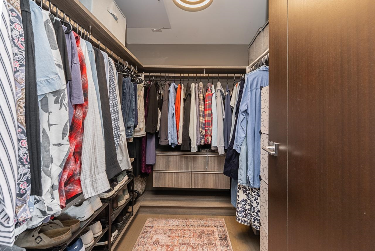 Powder Room Photo of 1601 210 Salter Street, New Westminster, BC