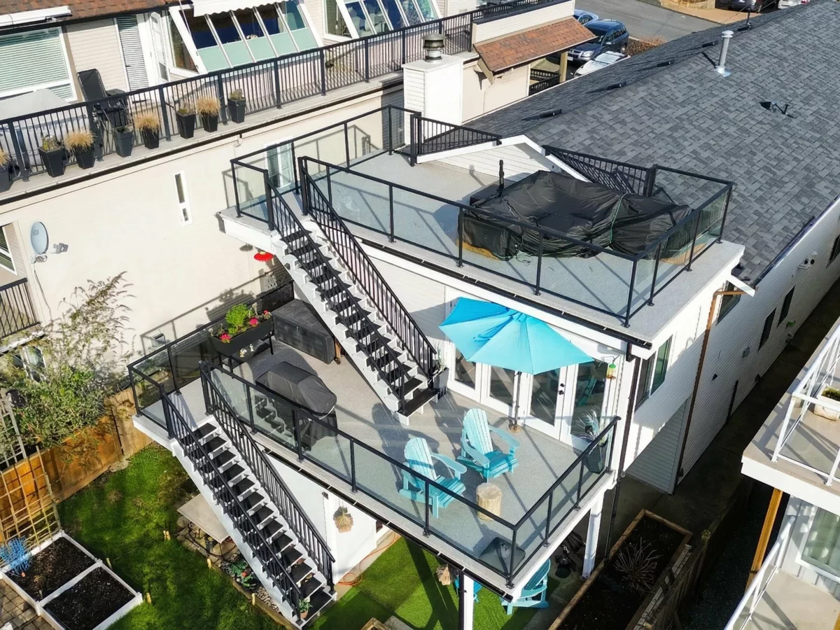 Swimming Pool Photo of 965 Keil Street, White Rock, BC