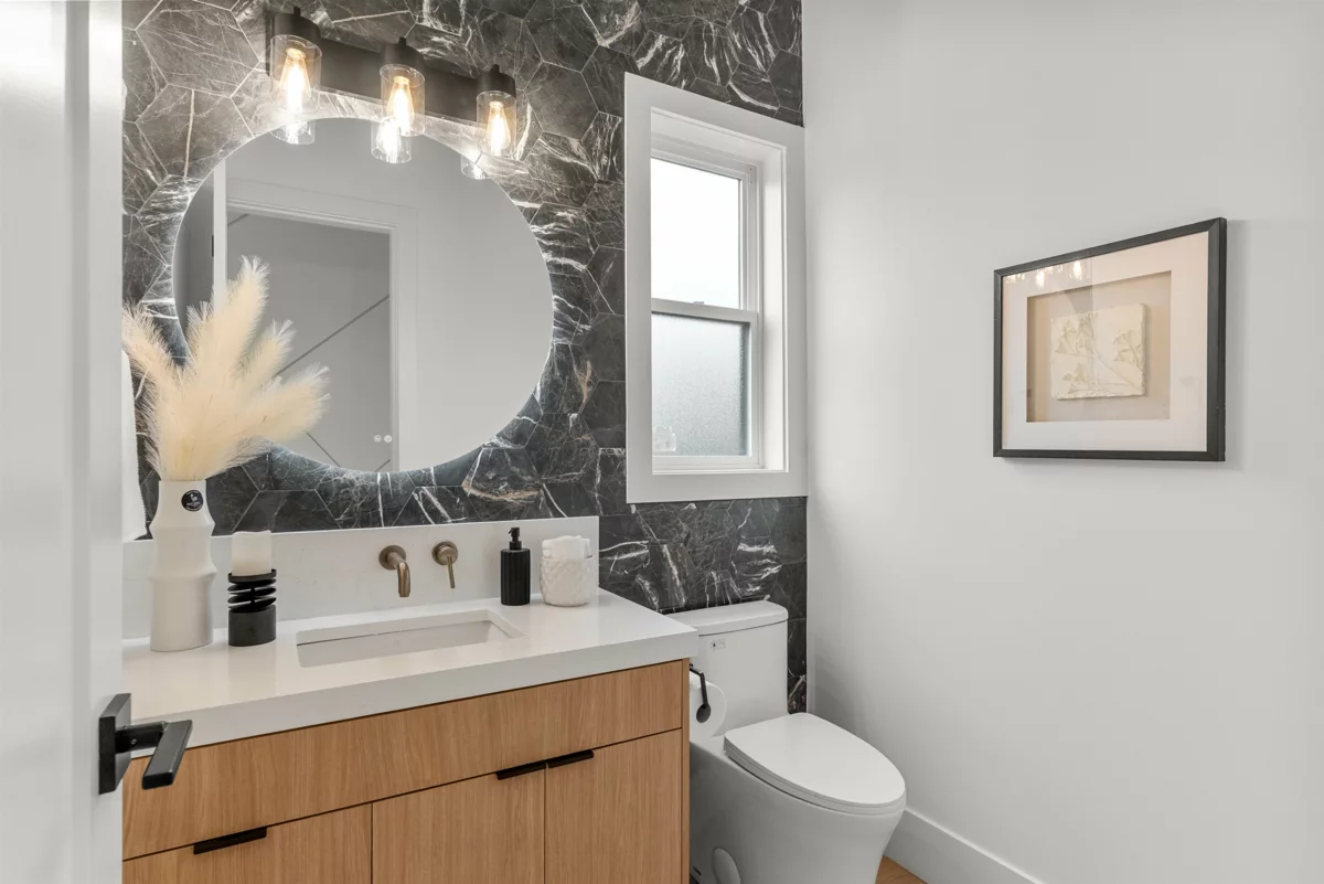 Dining Area Photo of 1616 Braid Road, Delta, BC