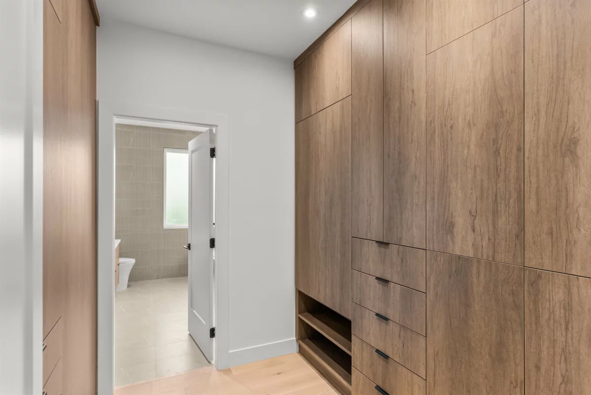 Outdoor Deck Photo of 1616 Braid Road, Delta, BC