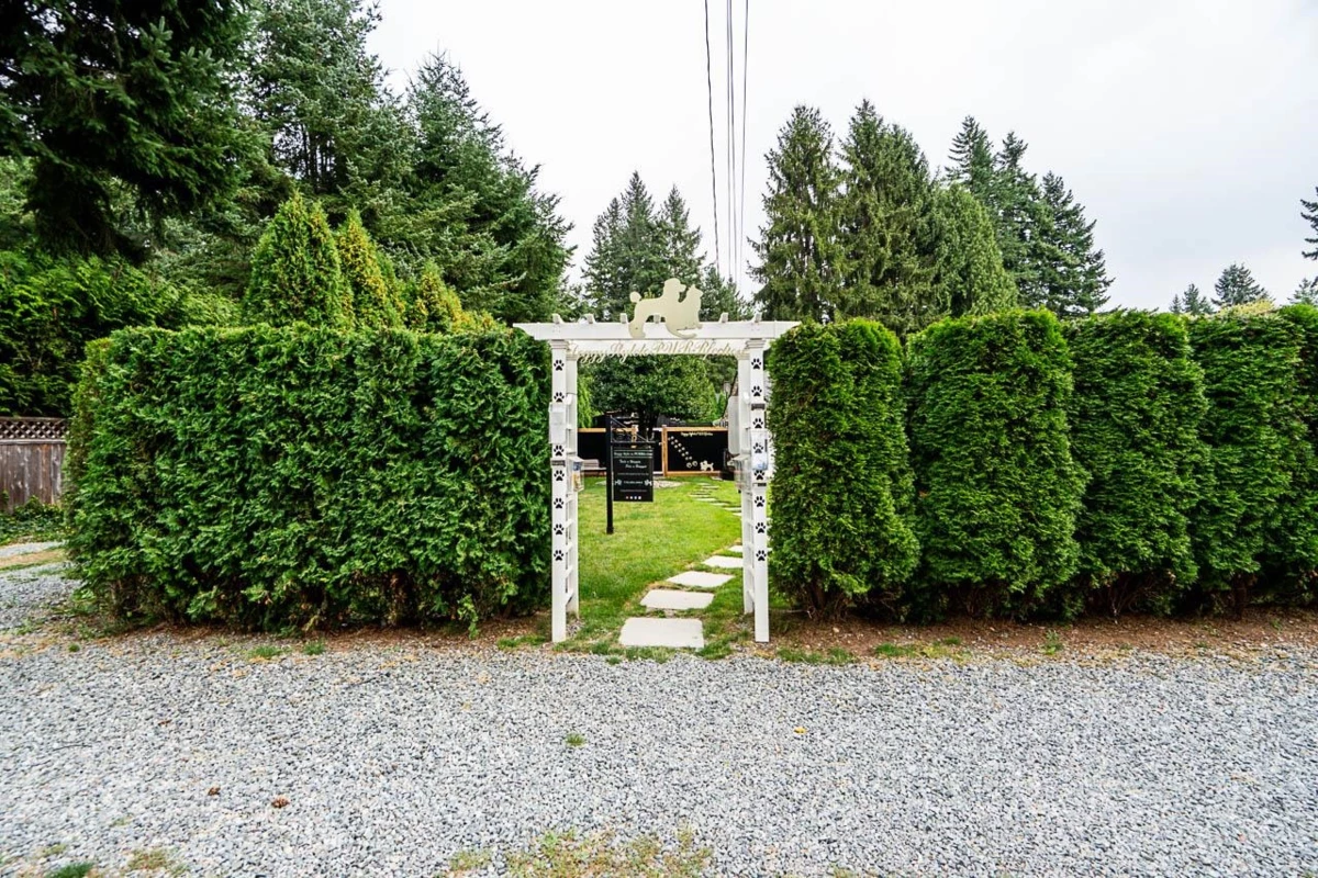 Community Amenities Photo (Clubhouse) of 3742 204 Street, Langley, BC