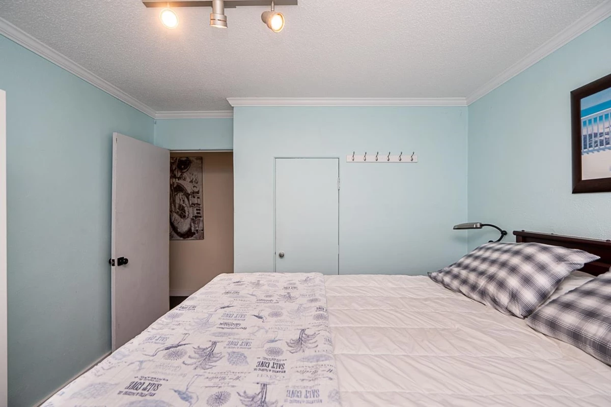 Hallway Photo of 3742 204 Street, Langley, BC