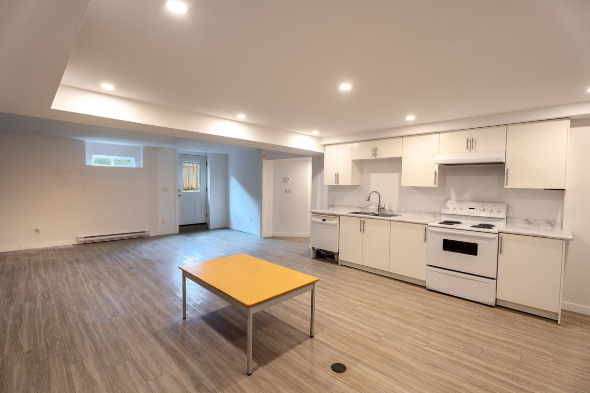 Laundry Room Photo of 8843 Wooler Terrace, Mission, BC