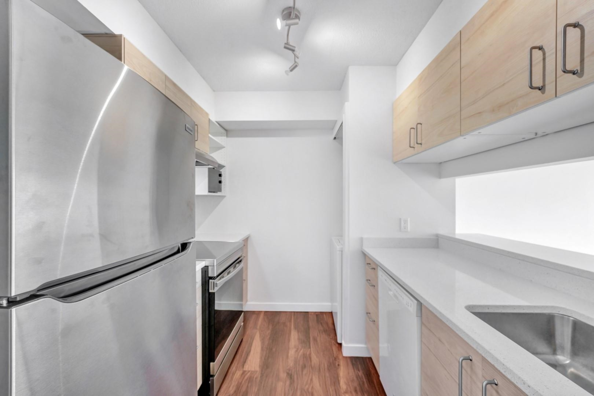 Family Room Photo of 803 9830 Whalley Boulevard, Surrey, BC