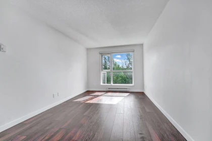 Powder Room Photo of 803 9830 Whalley Boulevard, Surrey, BC