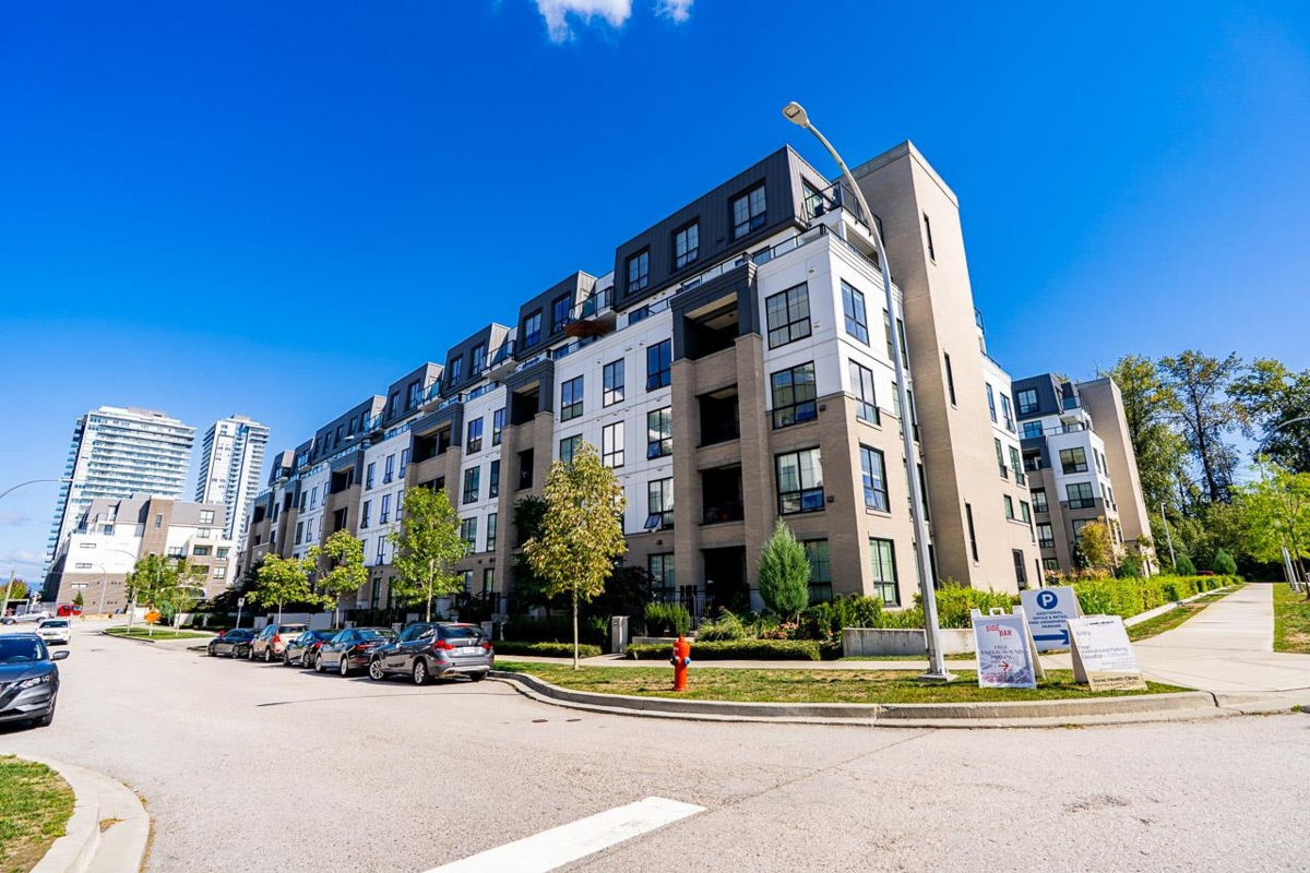 Backyard Photo of G408 8380 200a Street, Langley, BC