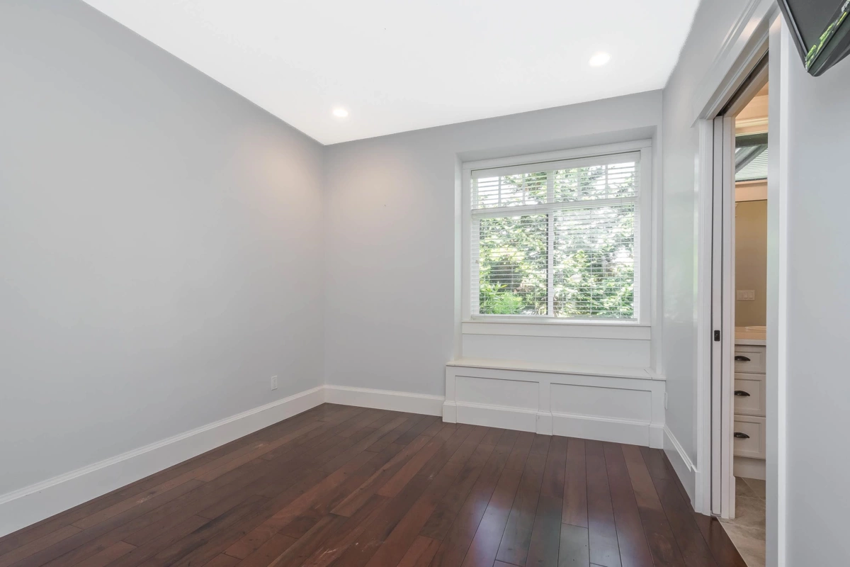 Laundry Room Photo of 23716 46b Avenue, Langley, BC