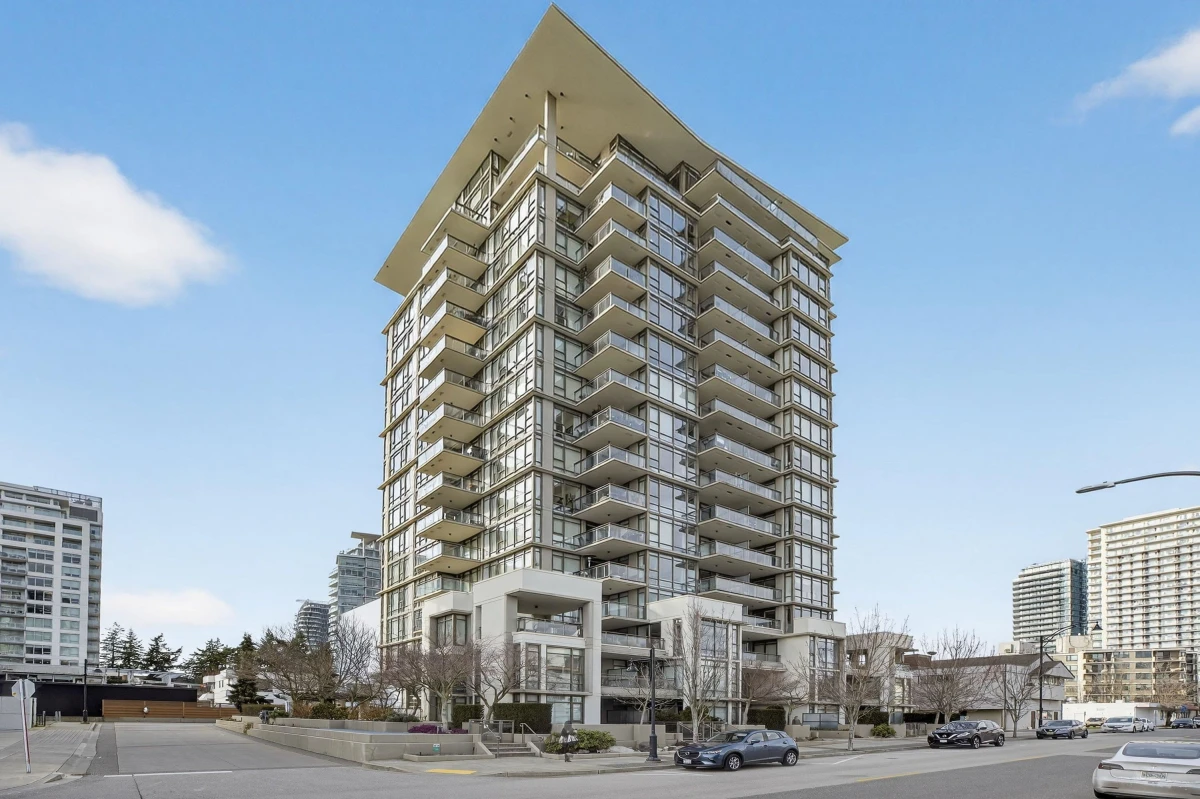 Exterior Front Photo of 1207 1455 George Street, White Rock, BC