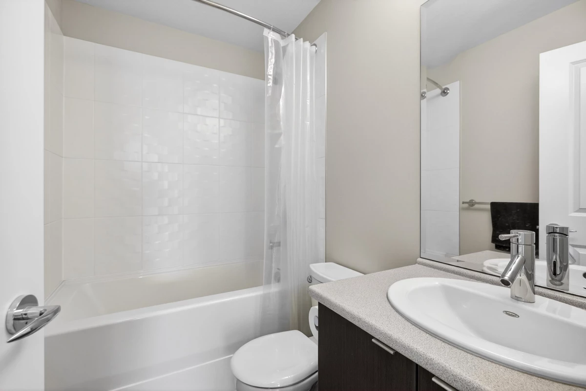 Hallway Photo of 66 19505 68a Avenue, Surrey, BC