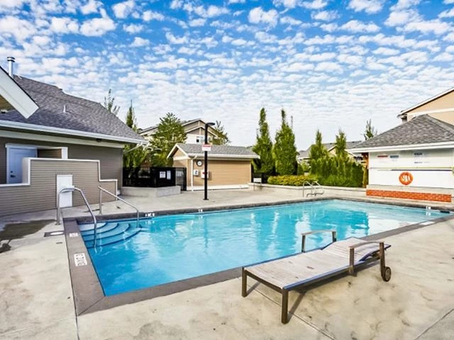Swimming Pool Photo of 66 19505 68a Avenue, Surrey, BC