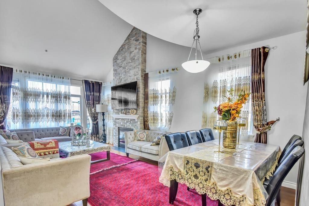 Kitchen Island Photo of 48 11860 River Road Road, Surrey, BC