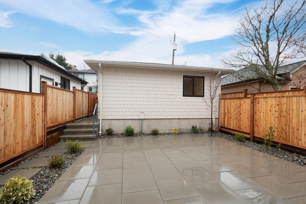Aerial View of 4424 W 4th Avenue, Vancouver, BC