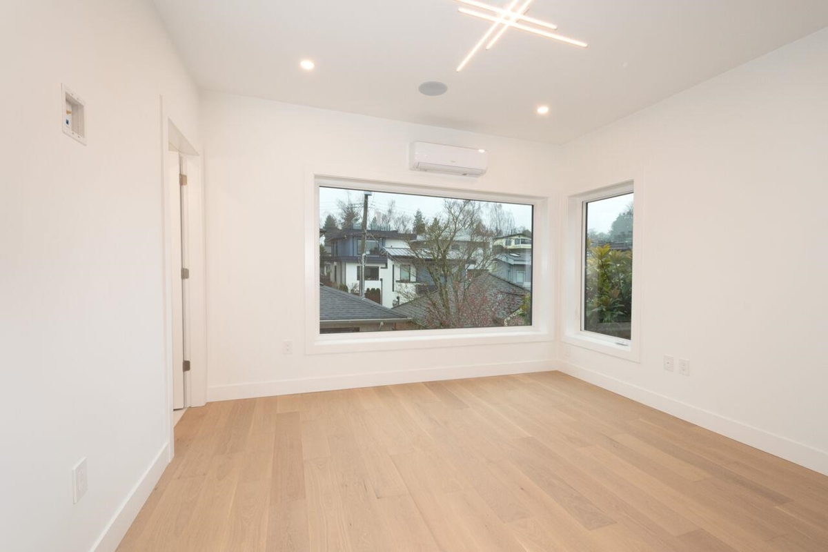 Loft / Bonus Room Photo of 4424 W 4th Avenue, Vancouver, BC