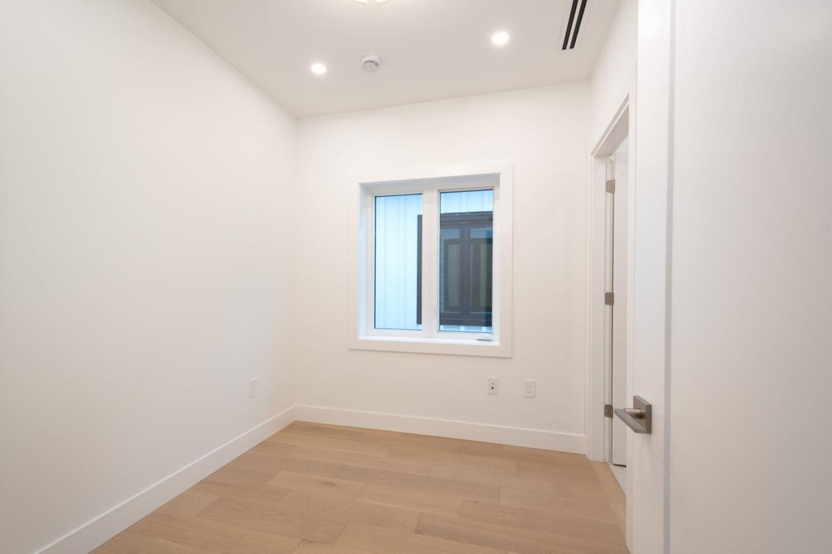 Staircase Photo of 4424 W 4th Avenue, Vancouver, BC