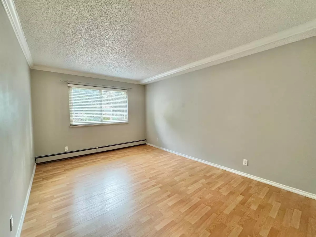Kitchen Island Photo of 103 8640 Citation Drive, Richmond, BC