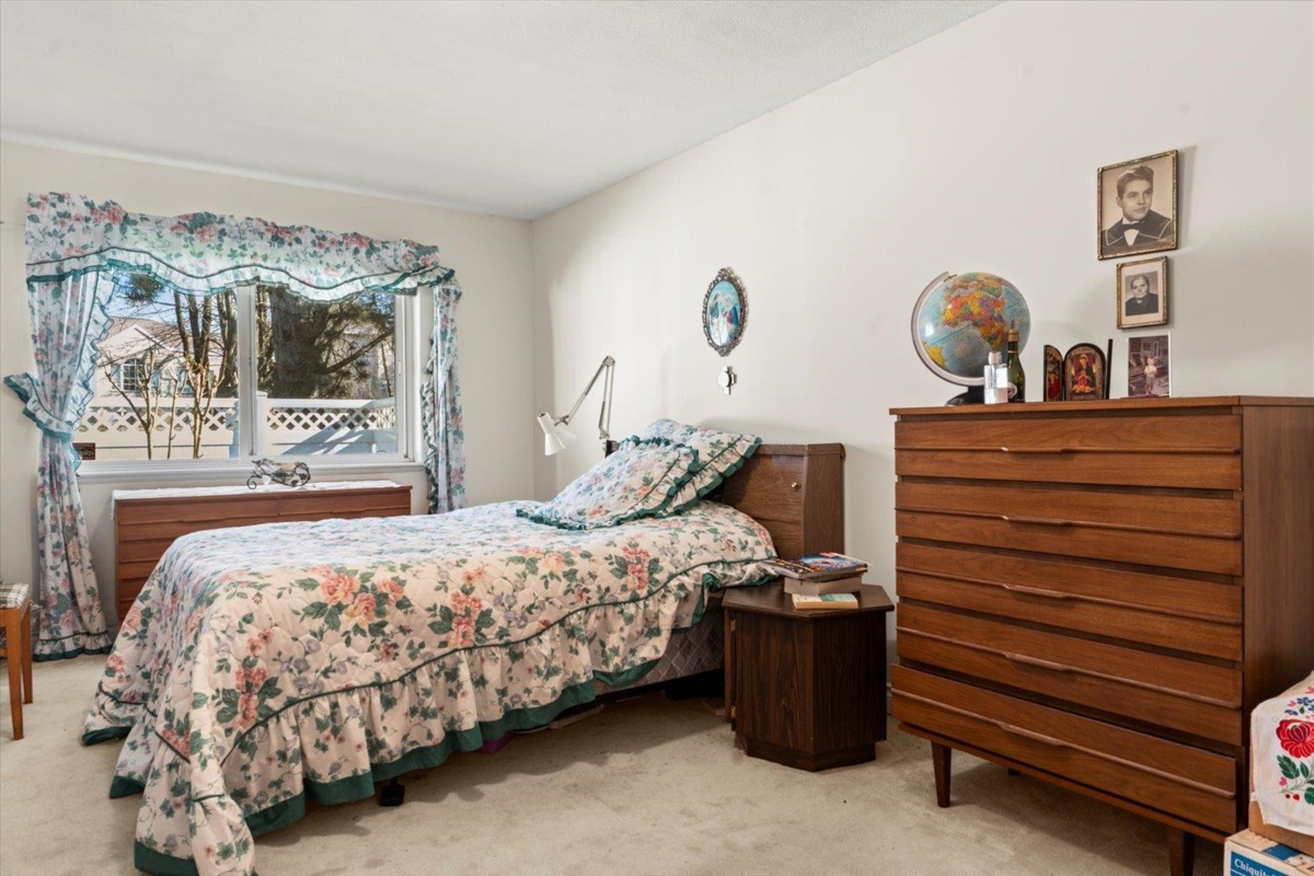 Walk-In Closet Photo of 114 8485 Young Road, Chilliwack, BC