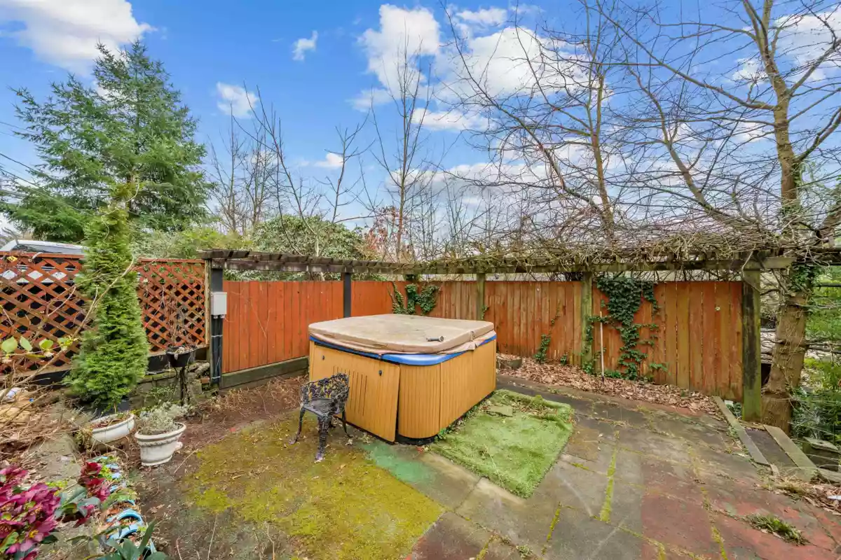 Outdoor Kitchen Photo of 7701 Horne Street, Mission, BC