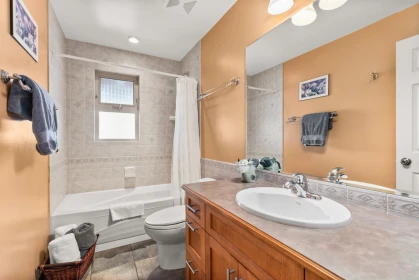 Guest Bathroom Photo of 4266 Orca Road, Garden Bay, BC
