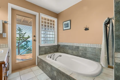 Powder Room Photo of 4266 Orca Road, Garden Bay, BC