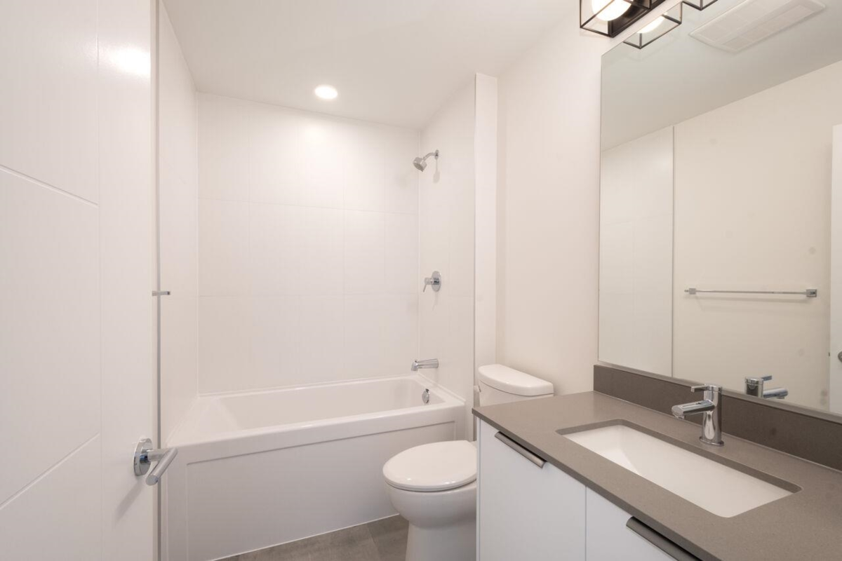 Laundry Room Photo of 423 7936 206 Street, Langley, BC