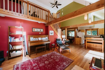 981 Conrad Road, Roberts Creek, BC, Roberts Creek — Single Family Residence for sale