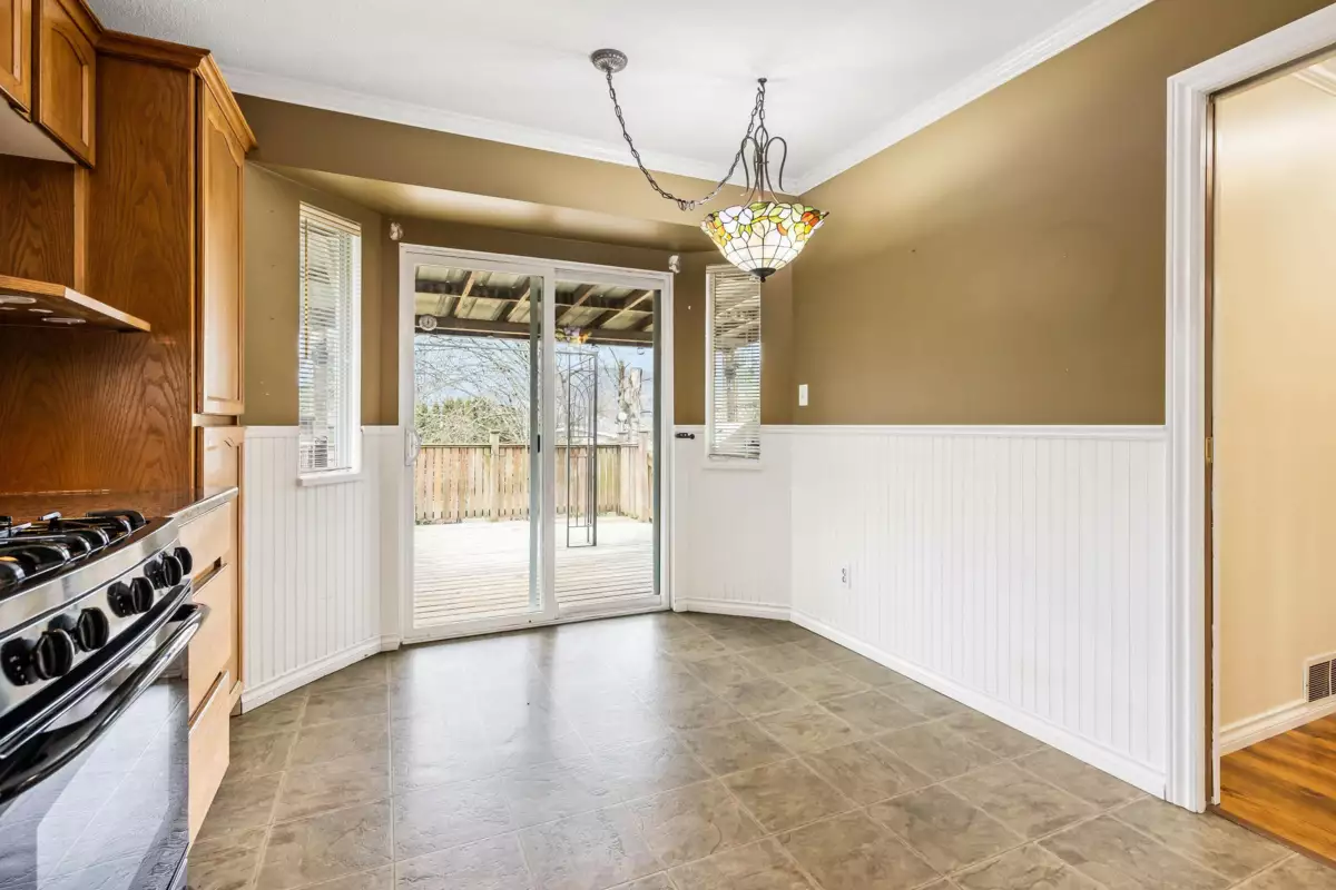 Guest Bathroom Photo of 7575 Diamond Crescent, Chilliwack, BC